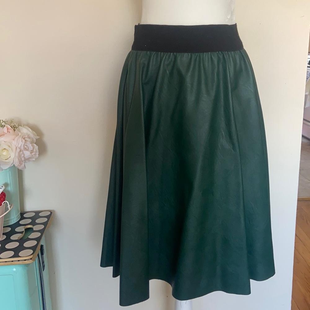 Margot Paris Green leather skirt from